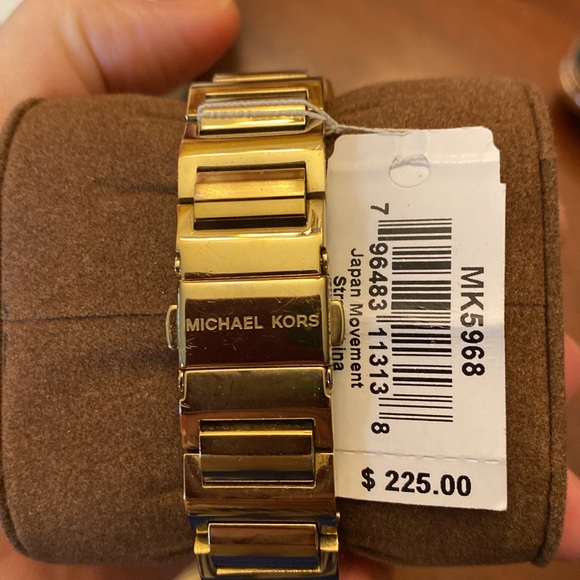 Michael Kors watch - Picture 3 of 4